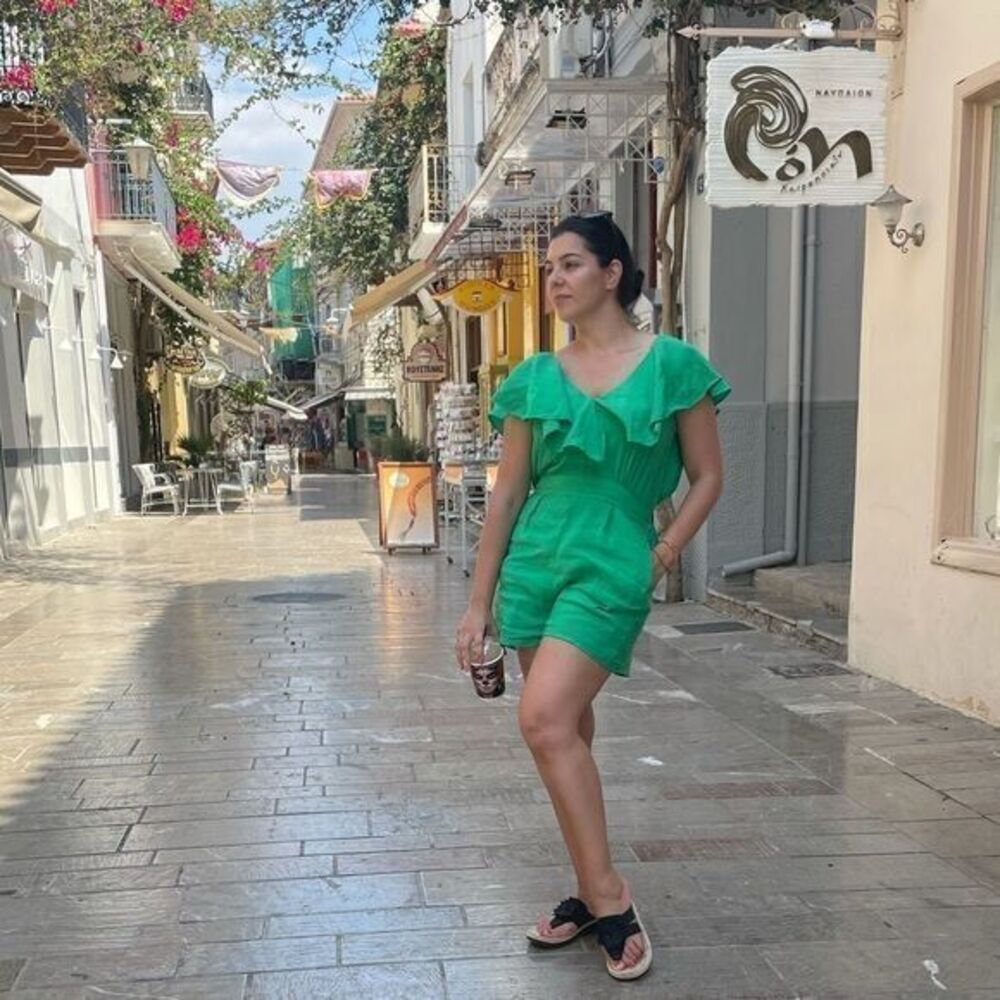 Zara green linen short ruffle romper size small